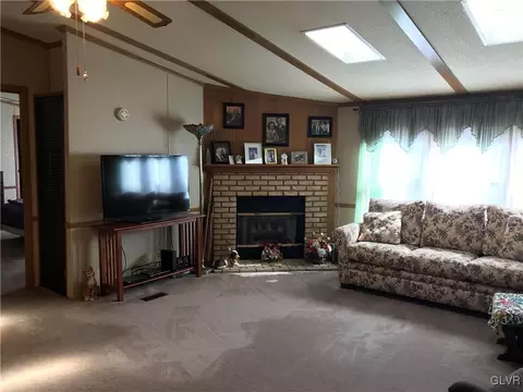 96 Quail Ct, Bath, PA 18014 photo 30