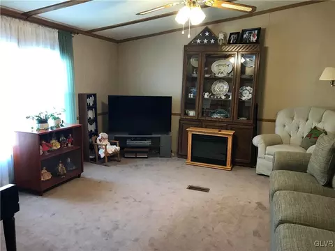 96 Quail Ct, Bath, PA 18014 photo 20