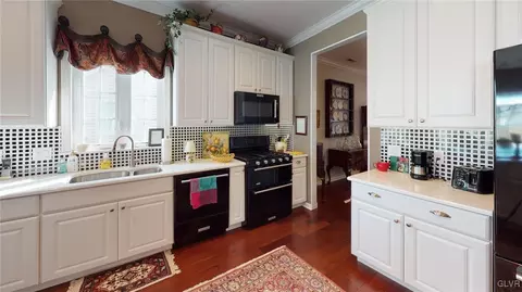 1012 Resolution Dr, Bethlehem, PA 18017 photo 28