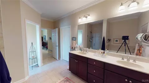 1012 Resolution Dr, Bethlehem, PA 18017 photo 47