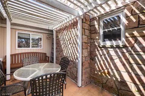 1 E Pine St, Emmaus, PA 18049 photo 43