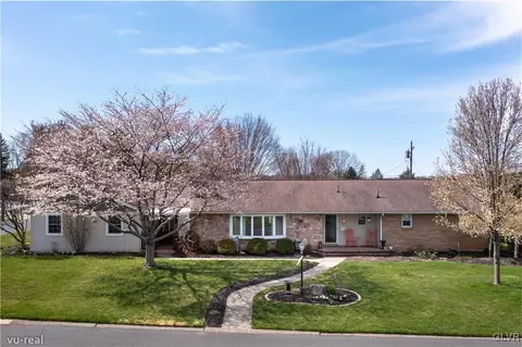 1 E Pine St, Emmaus, PA 18049 photo 1