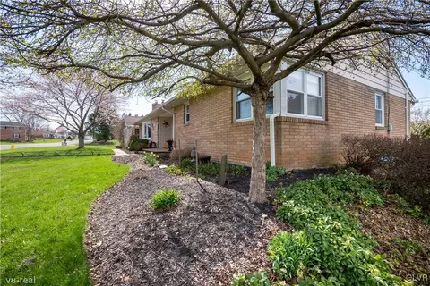 1 E Pine St, Emmaus, PA 18049 photo 48