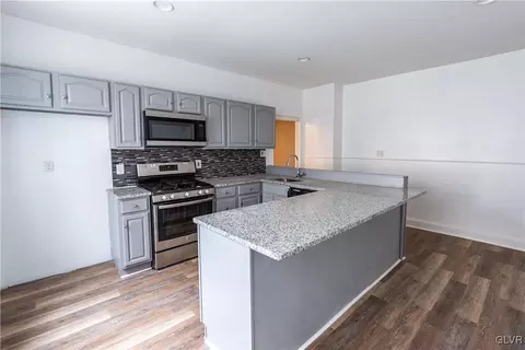 328 E Goepp St, Bethlehem, PA 18018 photo 12