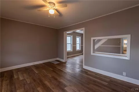328 E Goepp St, Bethlehem, PA 18018 photo 5