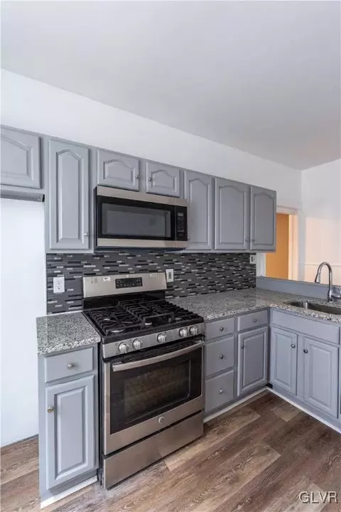 328 E Goepp St, Bethlehem, PA 18018 photo 13