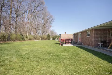 511 Independence Ave, Bath, PA 18014 photo 19