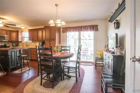 511 Independence Ave, Bath, PA 18014 photo 5