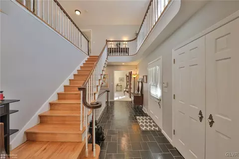 1814 Apple Tree Ln E, Bethlehem, PA 18015 photo 6