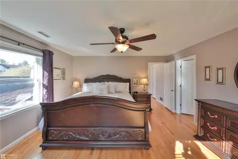1814 Apple Tree Ln E, Bethlehem, PA 18015 photo 25