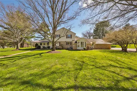 1814 Apple Tree Ln E, Bethlehem, PA 18015 photo 34