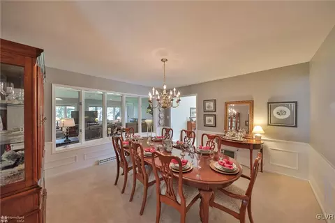 1814 Apple Tree Ln E, Bethlehem, PA 18015 photo 10