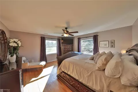 1814 Apple Tree Ln E, Bethlehem, PA 18015 photo 24