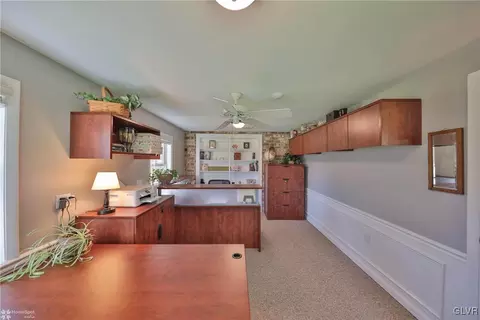 1814 Apple Tree Ln E, Bethlehem, PA 18015 photo 18
