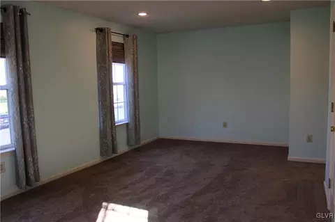 1909 Pine Ct, Hellertown, PA 18055 photo 16