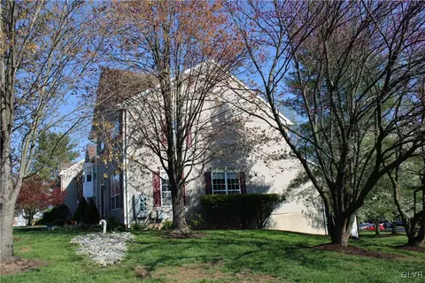 1909 Pine Ct, Hellertown, PA 18055 photo 23