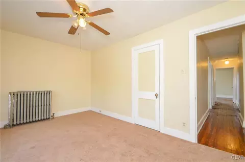 330 E Washington Ave, Bethlehem, PA 18018 photo 9