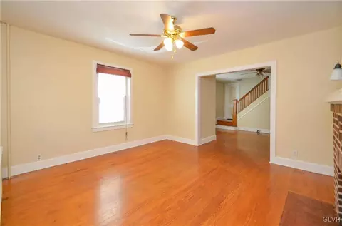 330 E Washington Ave, Bethlehem, PA 18018 photo 3