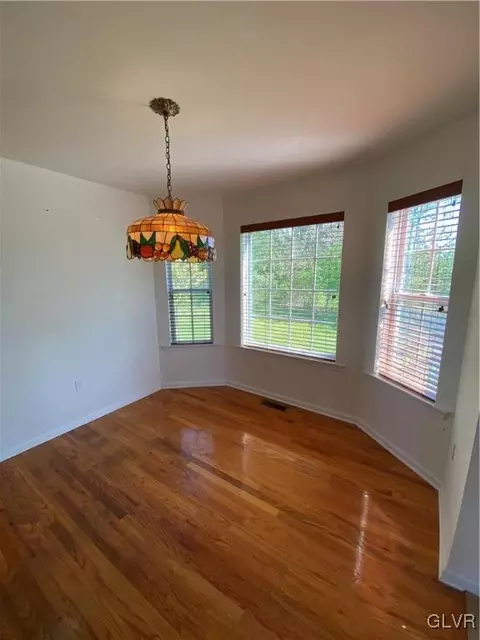 2760 Maefield Rd, Bath, PA 18014 photo 7