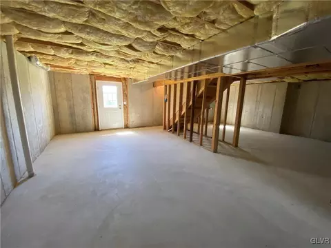 2760 Maefield Rd, Bath, PA 18014 photo 19