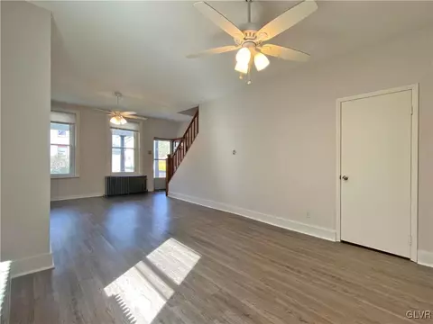 328 Wall St, Bethlehem, PA 18018 photo 9