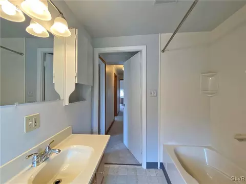 328 Wall St, Bethlehem, PA 18018 photo 33