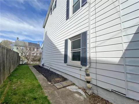 328 Wall St, Bethlehem, PA 18018 photo 43