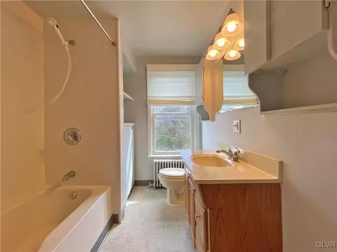 328 Wall St, Bethlehem, PA 18018 photo 34