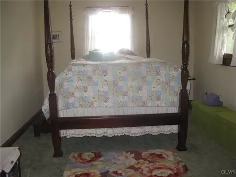 616 S Summit Rd, Bath, PA 18014 photo 21