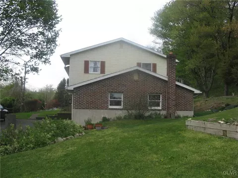 616 S Summit Rd, Bath, PA 18014 photo 4