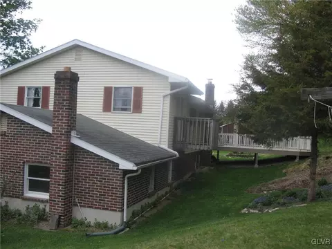 616 S Summit Rd, Bath, PA 18014 photo 9