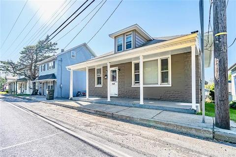 512 E Northampton St, Bath Borough, PA 18014 photo 1