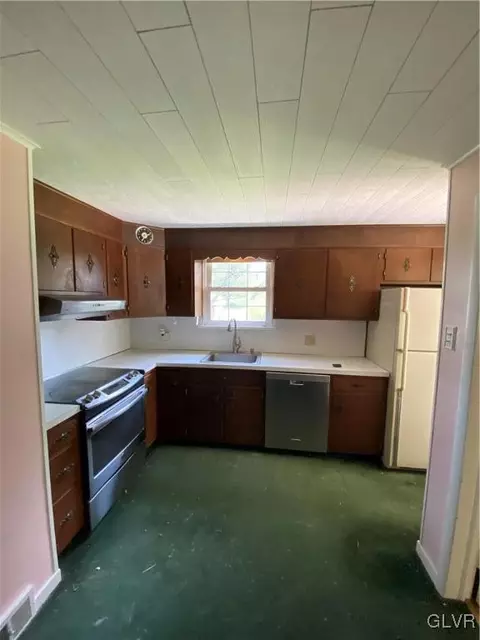 624 Macada Rd, Bethlehem, PA 18017 photo 6