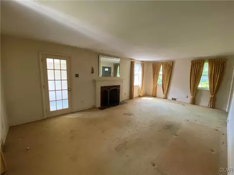 624 Macada Rd, Bethlehem, PA 18017 photo 5