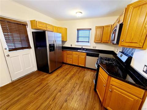 629 Spring St, Bethlehem, PA 18018 photo 5
