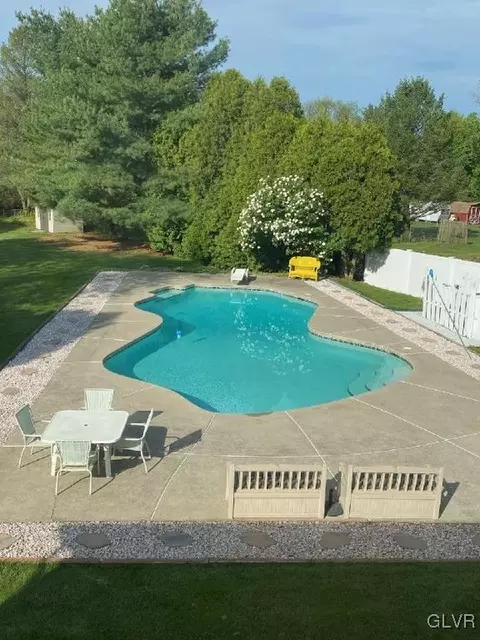 725 Remaley Rd, Bath, PA 18014 photo 35