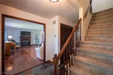 725 Remaley Rd, Bath, PA 18014 photo 9