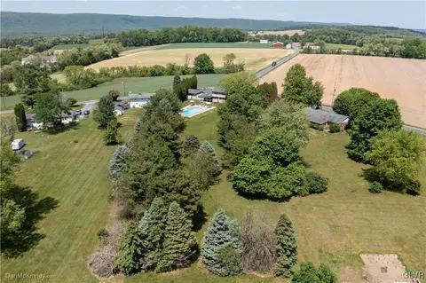 725 Remaley Rd, Bath, PA 18014 photo 7