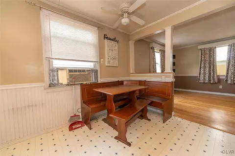 444 Maple Rd, Hellertown, PA 18055 photo 17