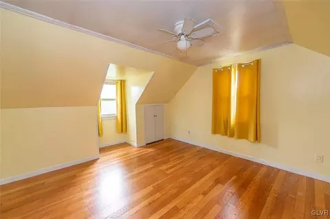 444 Maple Rd, Hellertown, PA 18055 photo 5