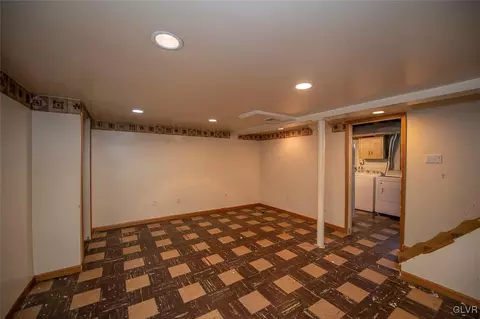 444 Maple Rd, Hellertown, PA 18055 photo 16