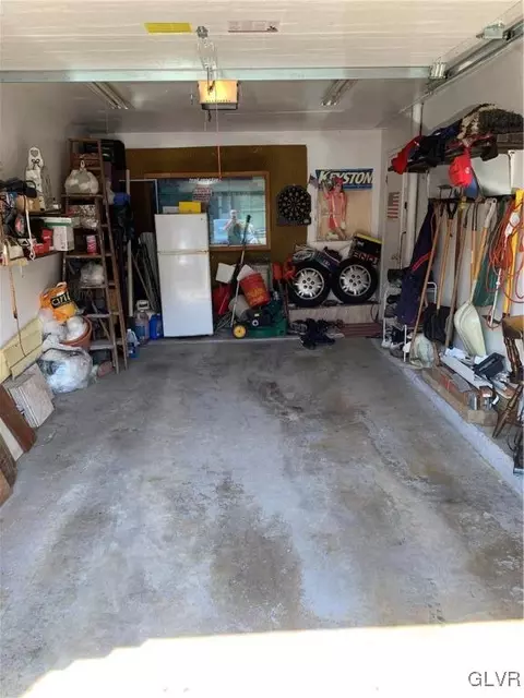 132 Old Forge Dr, Bath, PA 18014 photo 30