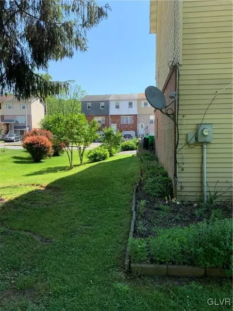 132 Old Forge Dr, Bath, PA 18014 photo 34