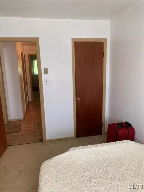 132 Old Forge Dr, Bath, PA 18014 photo 20