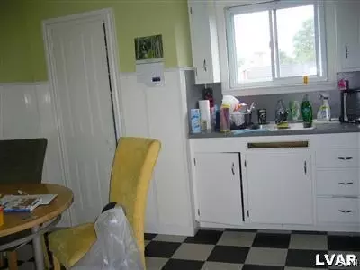 52 E Goepp St, Bethlehem, PA 18018 photo 4
