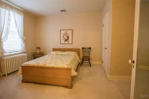 130 E Main St, Bath, PA 18014 photo 11