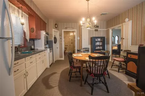 130 E Main St, Bath, PA 18014 photo 5