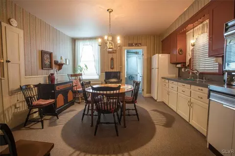 130 E Main St, Bath, PA 18014 photo 4
