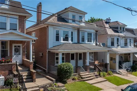 439 E North St, Bethlehem, PA 18018 photo 3