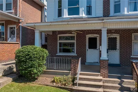 439 E North St, Bethlehem, PA 18018 photo 4
